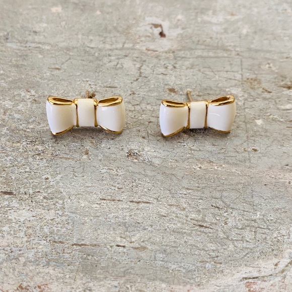 kate spade Jewelry - ♥️ Kate Spade ♥️ Cream Bow Earrings